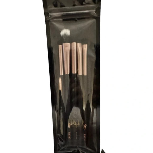 BYOD Professional 5 Piece Brush Set - Picture 2 of 3